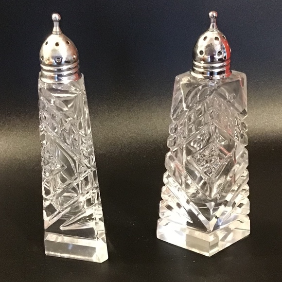Vintage Clear Cut Glass Salt & Pepper Shakers Set 4 3/4” Tall - Picture 2 of 15